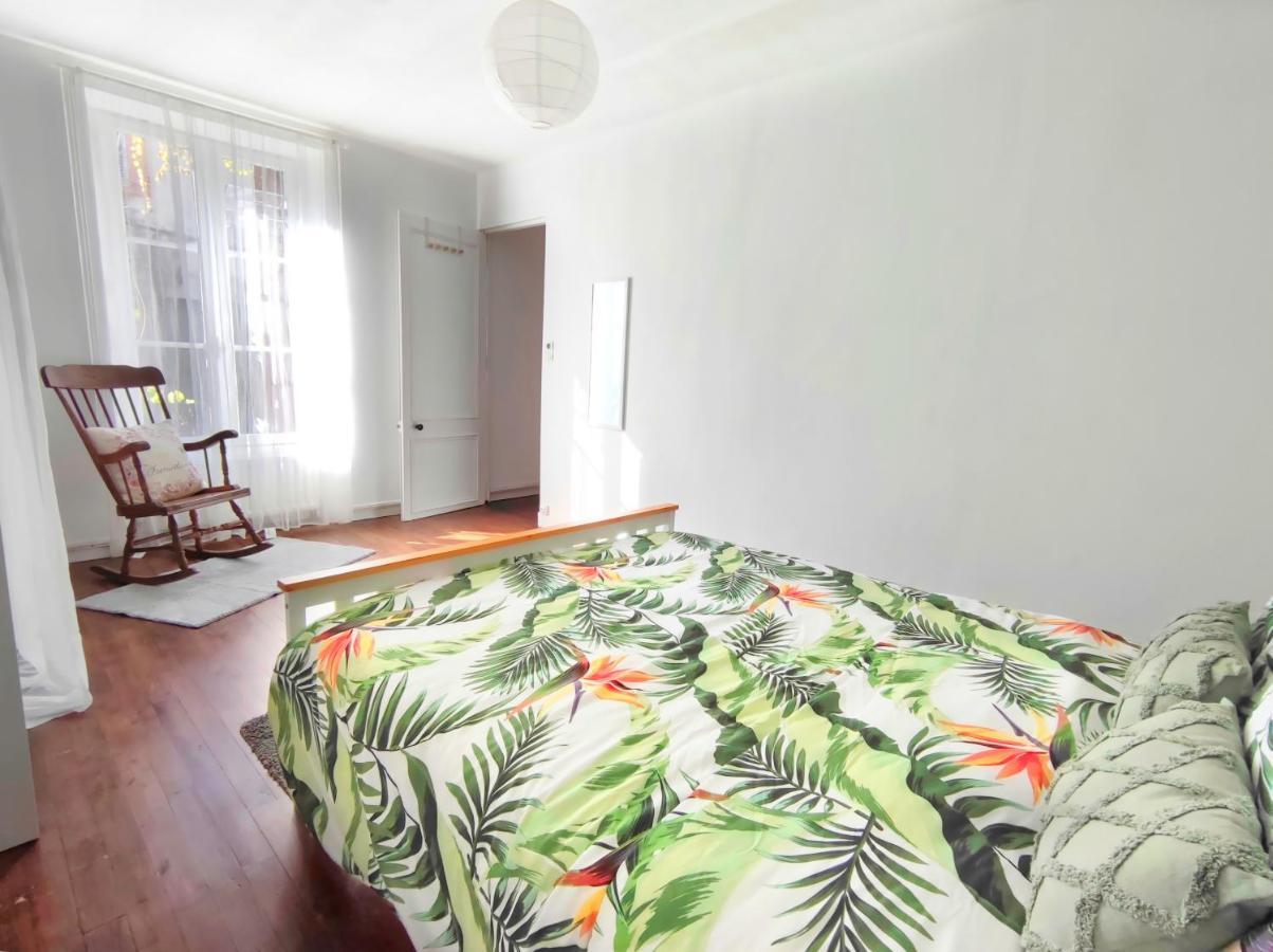 Number 22 - Le Dorat - Apartment One With Garden & Free Parking Dış mekan fotoğraf